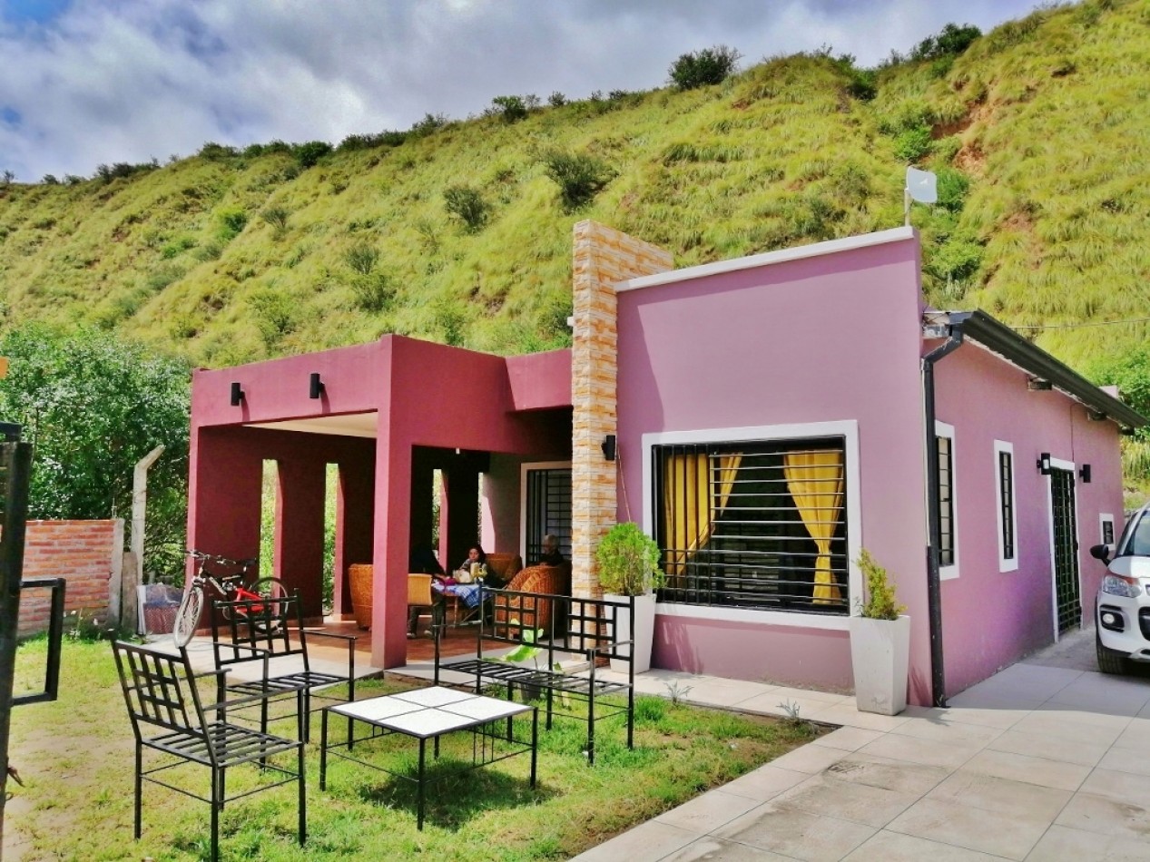 ALQUILER TEMPORARIO CASA Y CABAÑA - 7 PERSONAS.  LAS TACANAS - TAFI DEL VALLE
