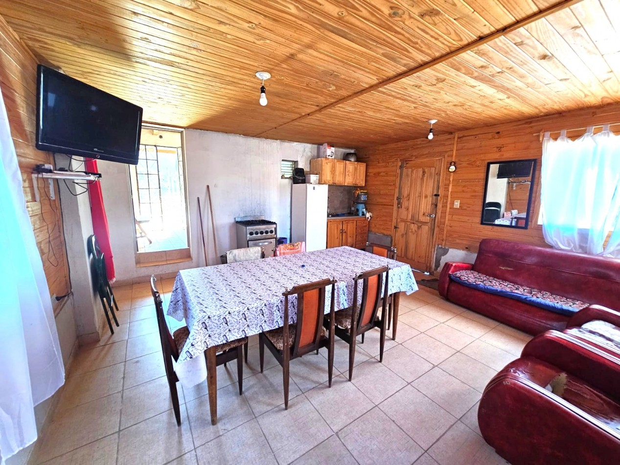 CASA EN VENTA 2 D, ASADOR, LOTE 900M2 LA OVEJERIA TAFI DEL VALLE