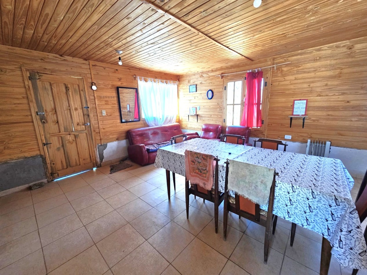 CASA EN VENTA 2 D, ASADOR, LOTE 900M2 LA OVEJERIA TAFI DEL VALLE