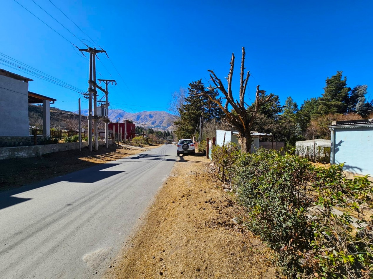 CASA EN VENTA 2 D, ASADOR, LOTE 900M2 LA OVEJERIA TAFI DEL VALLE