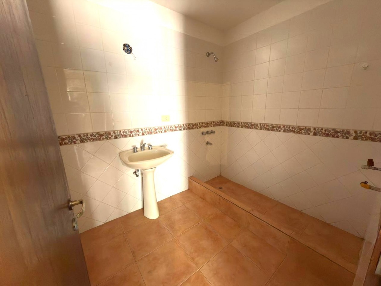 VENTA IMPORTANTE CASA TAFI DEL VALLE - LA QUEBRADITA 