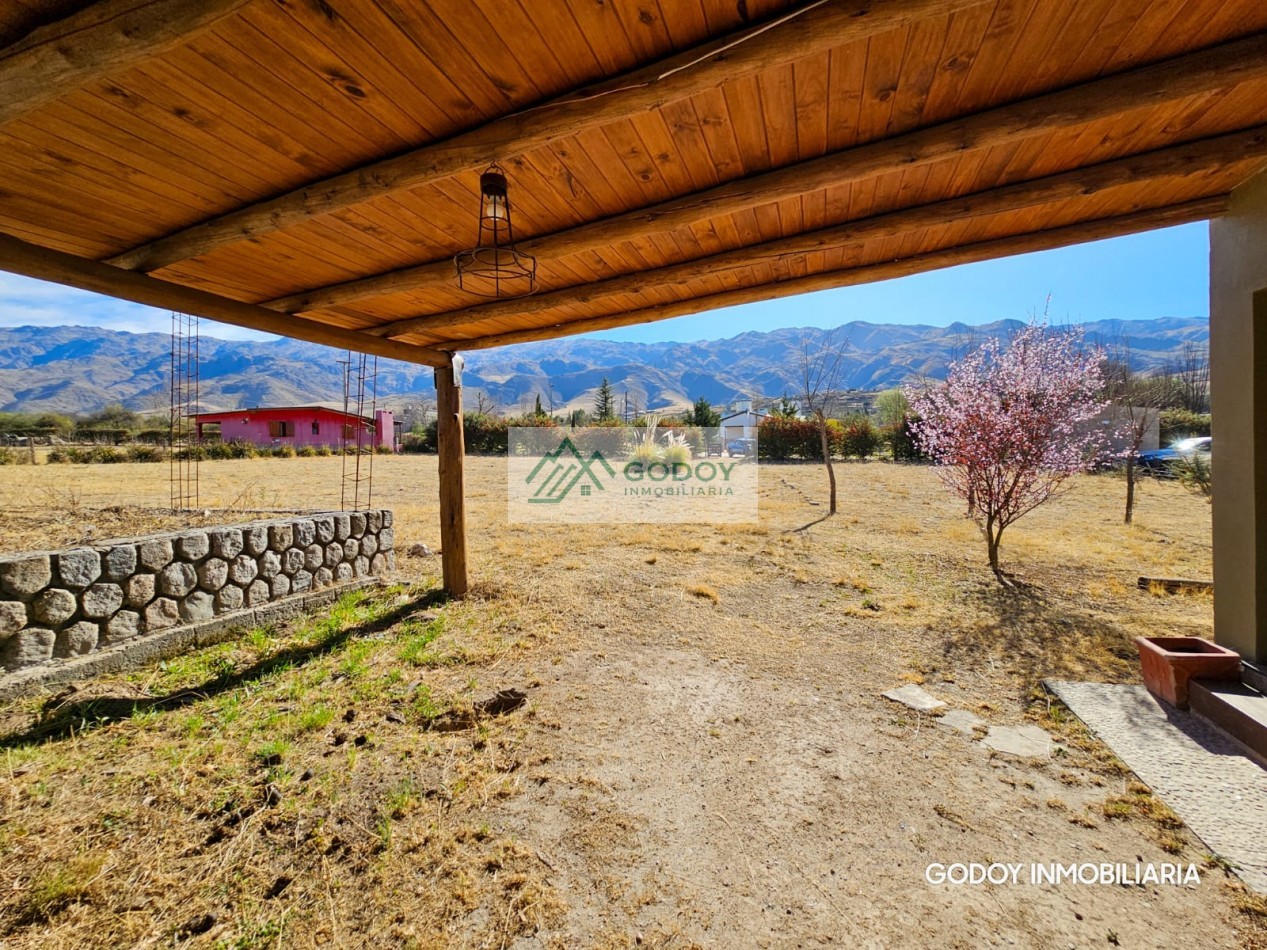 CASA EN VENTA 3D, 1B, TIPO DUPLEX - TERRENO 2.700 M2 LA OVEJERIA