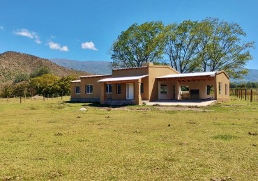 CASA EN VENTA 4D, 2 BÑ - TAFI DEL VALLE - LOTEO VILLA CHENAUT 