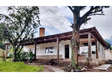 CASA EN VENTA CENTRO TAFI DEL VALLE